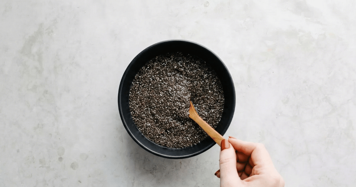 È davvero necessario mettere in ammollo i semi di chia? La guida più onesta che leggerai oggi